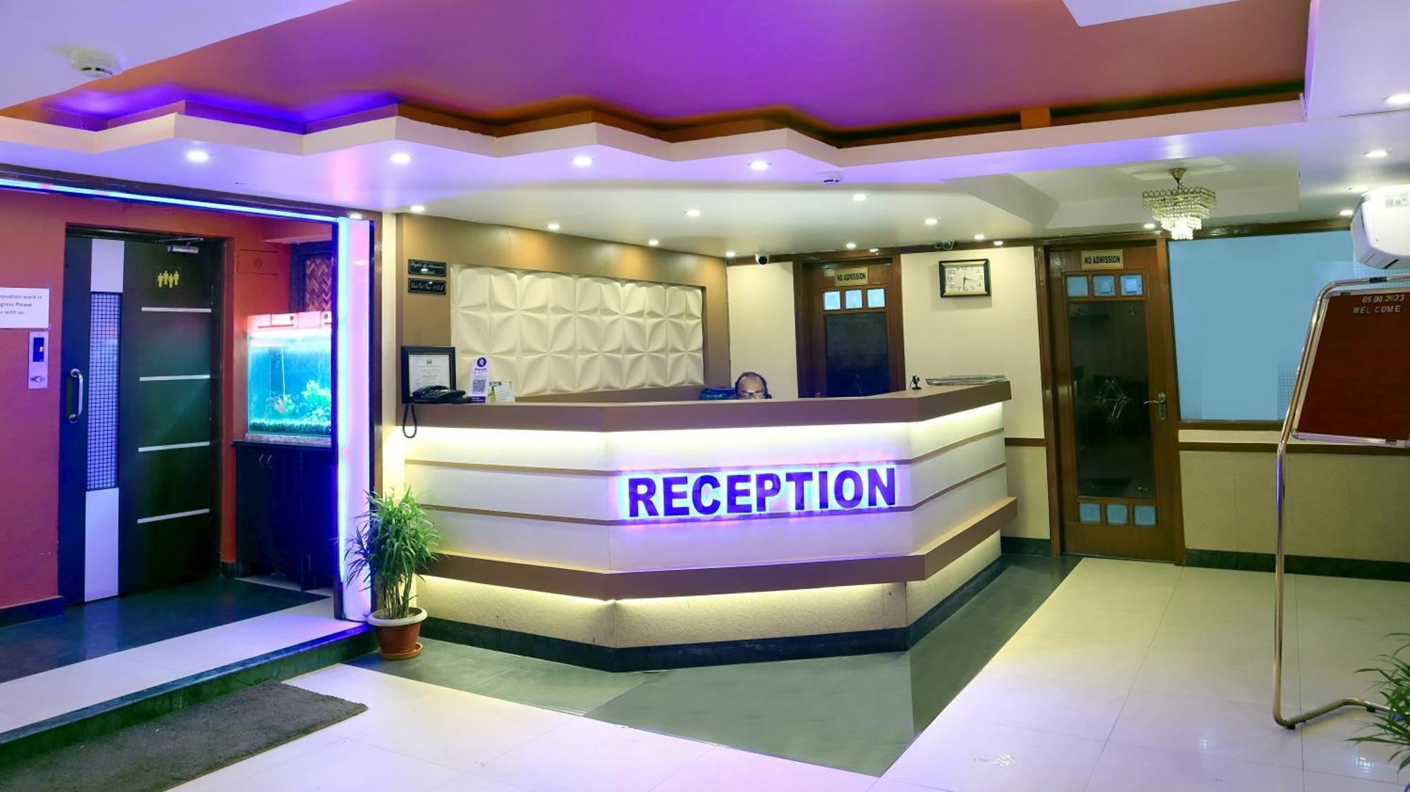 כלכותה Hotel Executive Tower מראה חיצוני תמונה